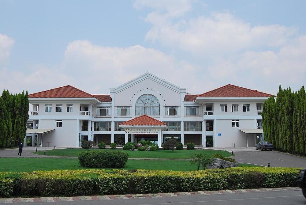 Yunnan Dianchi Garden Resort Hotel & Spa Kunming Extérieur photo