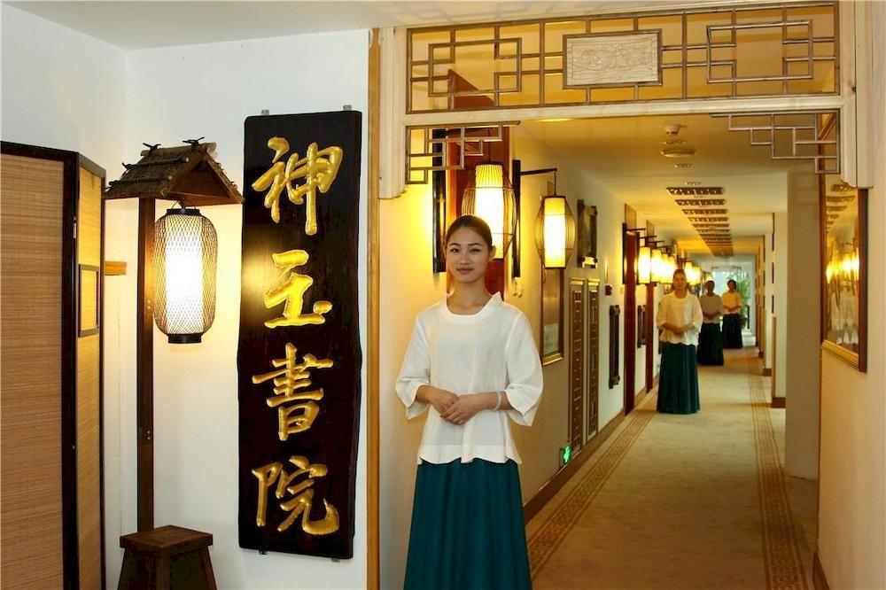 Yunnan Dianchi Garden Resort Hotel & Spa Kunming Extérieur photo