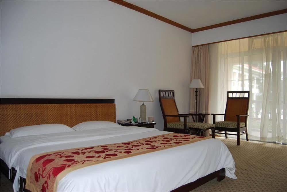 Yunnan Dianchi Garden Resort Hotel & Spa Kunming Extérieur photo